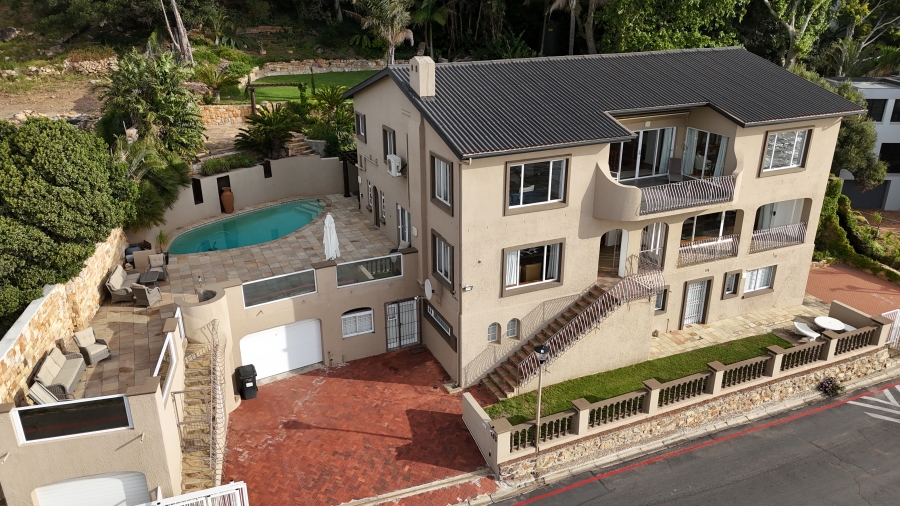 6 Bedroom Property for Sale in Gordons Bay Village Western Cape